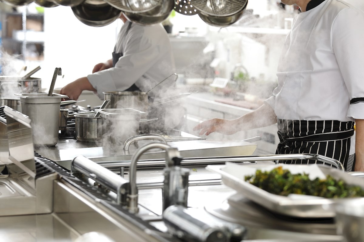 Restaurant AdobeStock_143014572.jpeg