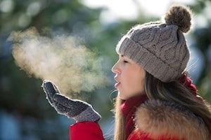 DOES COLD WINTER WEATHER INCREASE THE RISK OF INFECTION?  HOW TO PREVENT IT?