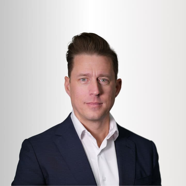 Mies puvussa